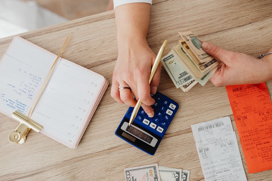 ​Is it Possible to Buy a House Making  an Hour?