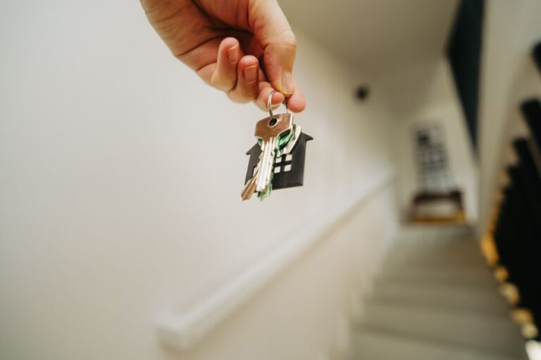 Mortgage Lenders for Low Credit Scores: Best Options in 2026