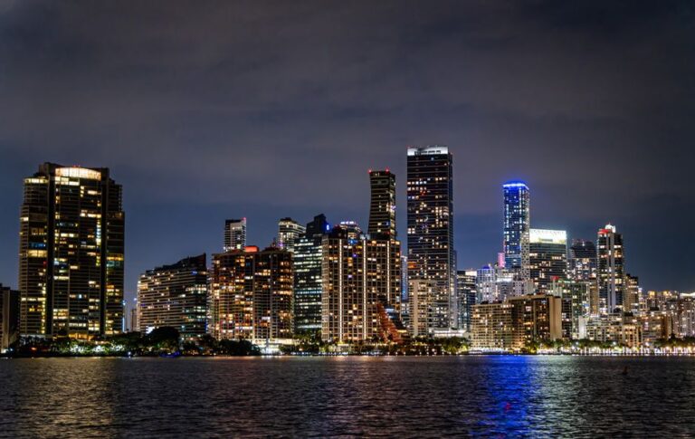 Top-Rated Mortgage Lenders in Miami Florida: Expert Reviews 2026